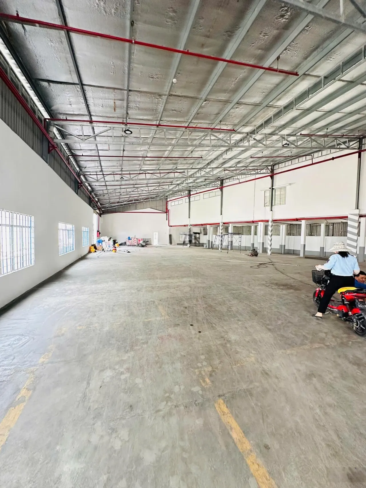 Kho mới 100%. PCCC tự động, đường cont vào ngày. Bảo vệ 24/24