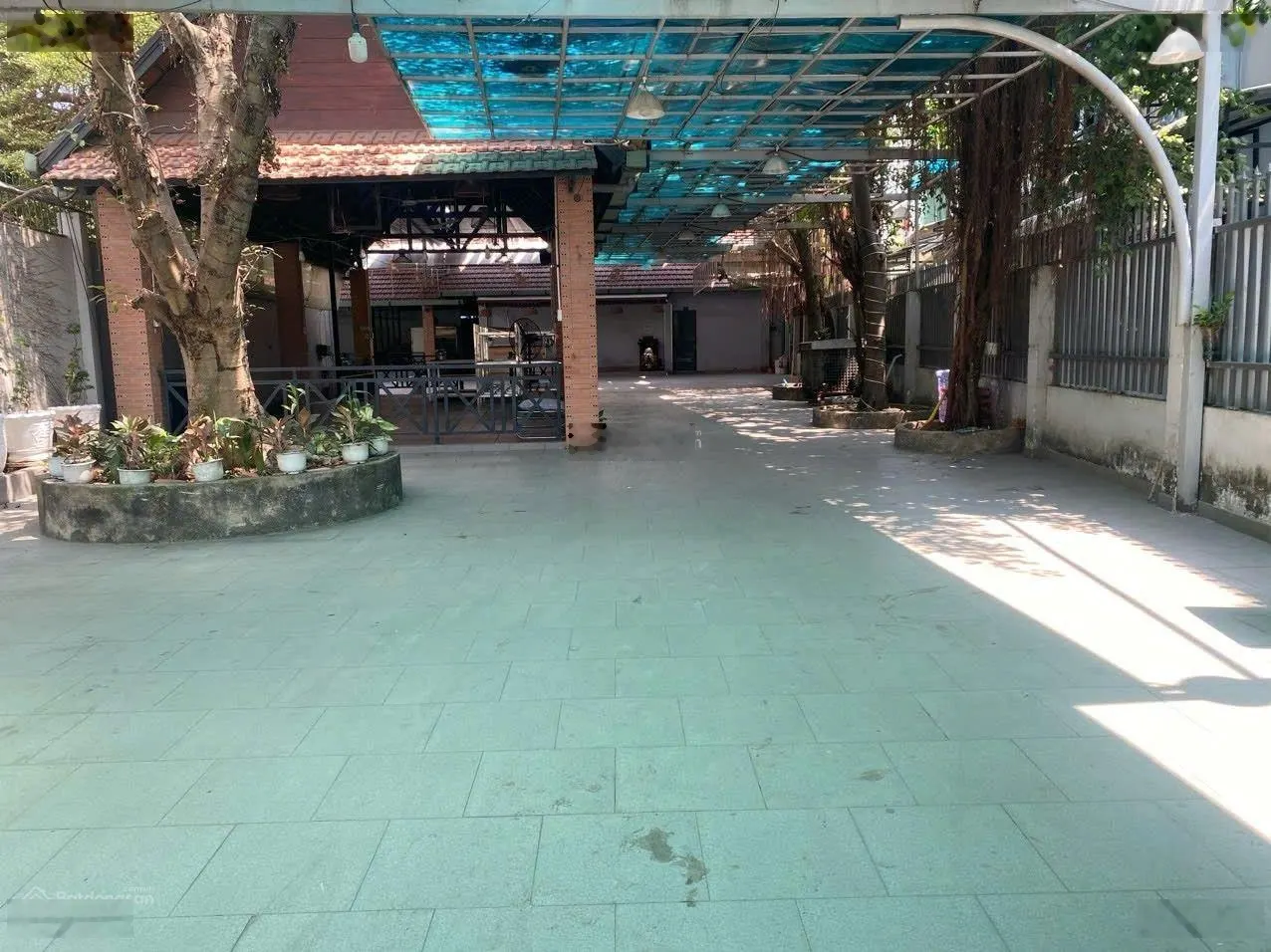 Cho thuê MB diện tích 1200m2 giá 48tr Trịnh Thị Miếng Hóc Môn