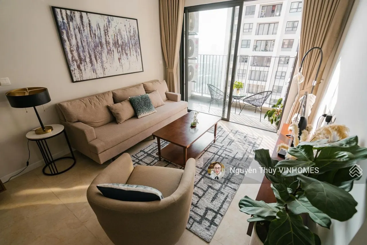 Cho thuê CC 2 ngủ D'Capitale Trần Duy Hưng