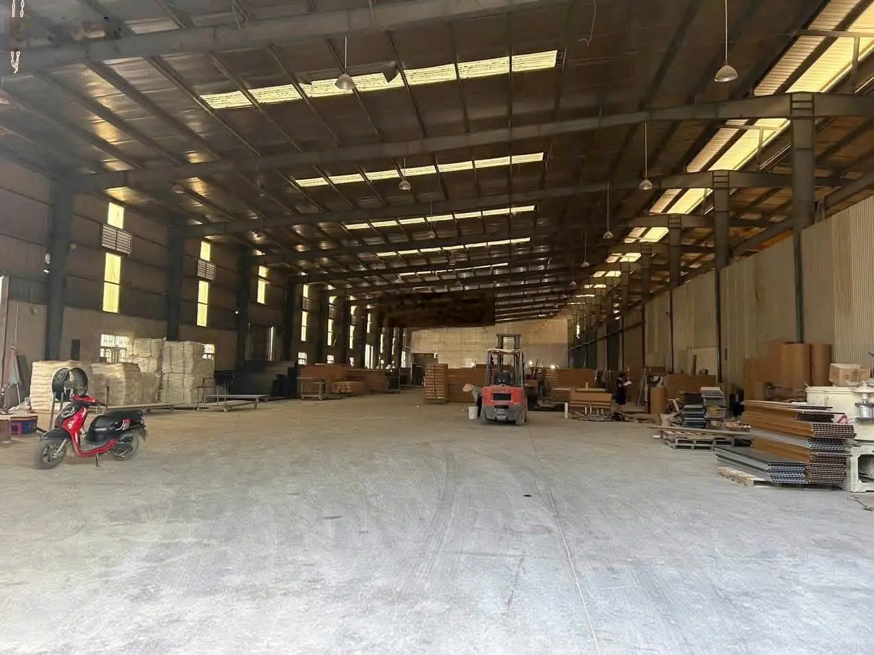 Cho thuê kho xưởng 3.000m2 KCN Vân Đình - Ứng Hòa - Hà Nội