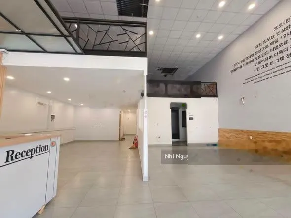 Cho thuê mặt bằng kinh doanh Quận 2 300m2