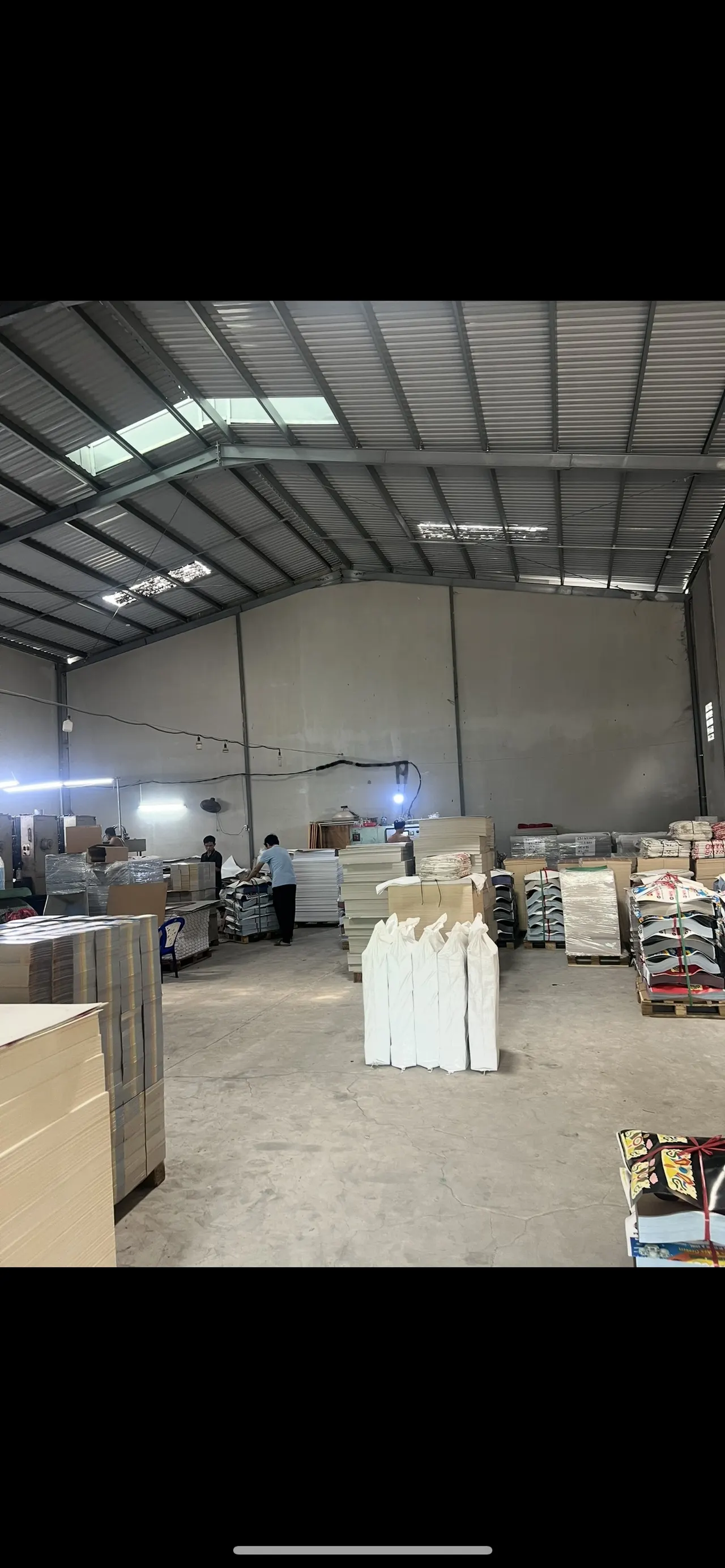Cho thuê kho xưởng 300m2 đường Tô Hiệu, Hiệp Tân giá 30 triệu