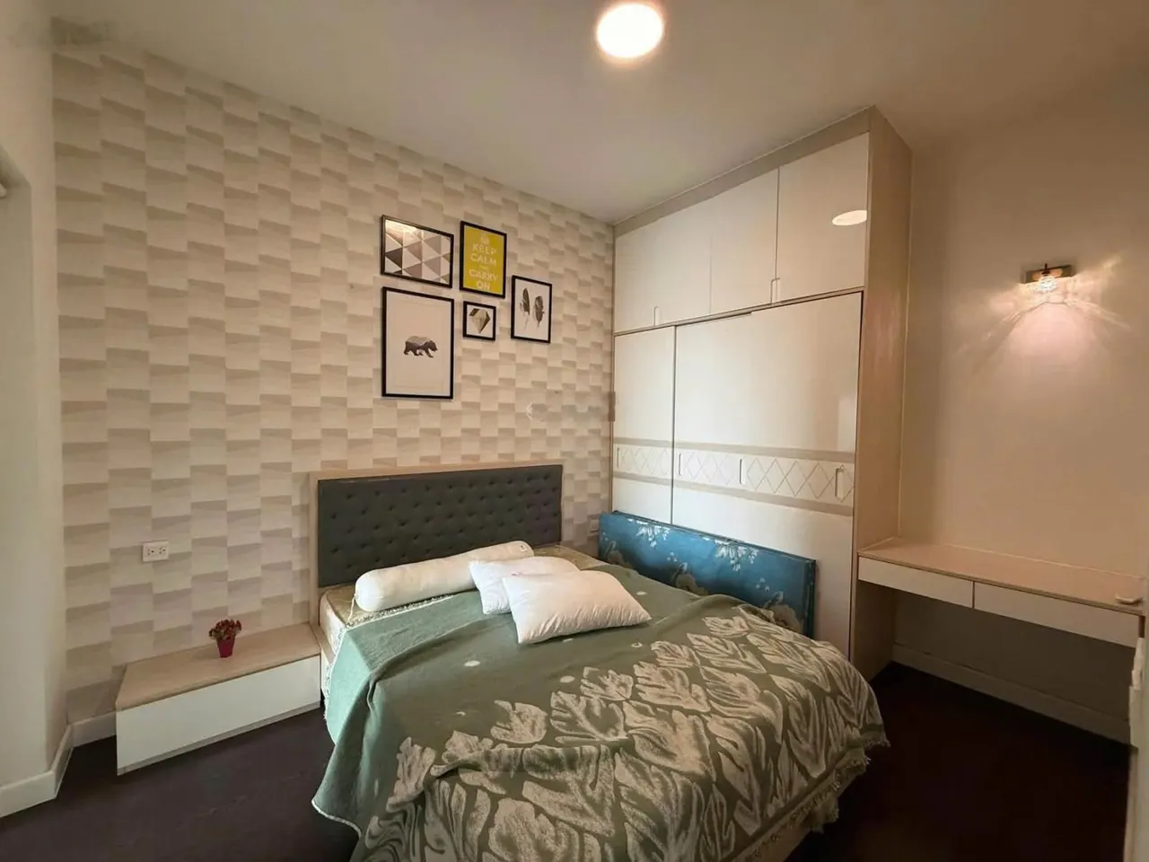 Cho thuê căn hộ 70m2, 2PN, 2WC tại CC Golden Mansion khu sân bay, giá 18 triệu, LH 097••••60