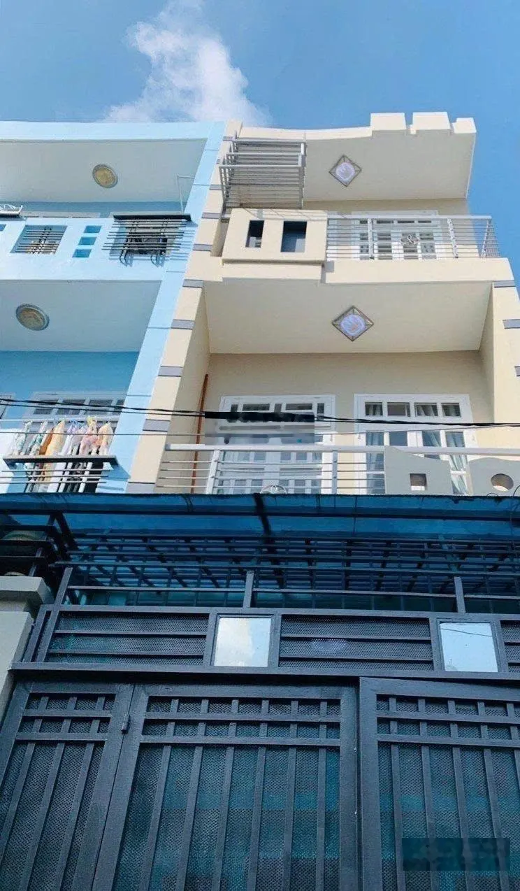 Cần cho thuê nhà HXH 922/6A Cách Mạng Tháng 8 P.5 Q.Tân Bình gần khúc Phạm Văn Hai.