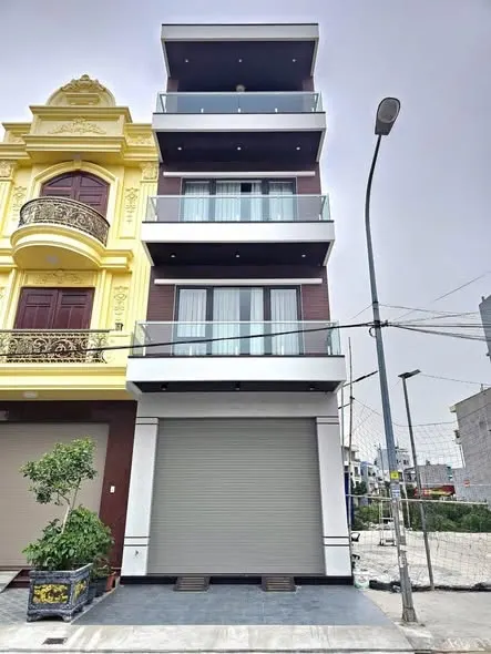 Bán nhà 4 tầng thuộc khu tái định cư Thiên Đường, Đằng Hải, vị trí đẹp, full nội thất, có thang máy