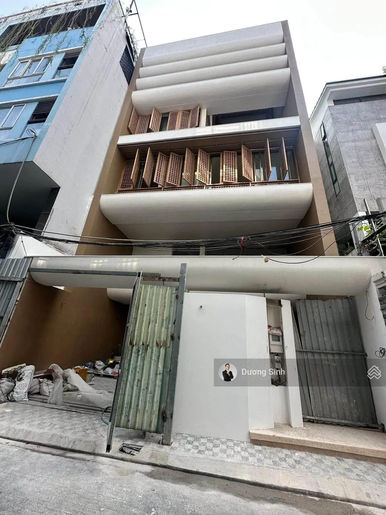 Nhà Nguyên Căn Cho Thuê Đường Yên Thế. Khu Sân Bay. DT: 7x20m. Hầm, Trệt, 3 Lầu. Sẵn Máy Lạnh