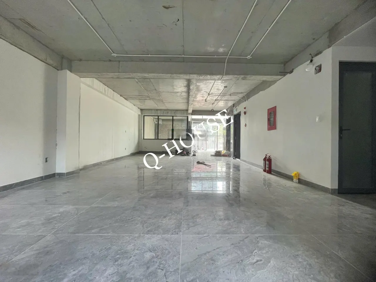 Tòa nhà "mới" ngay Nguyễn Văn Kỉnh - Thạnh Mỹ Lợi 8m*20m hầm 7 tầng suốt thang máy, 170 triệu/tháng