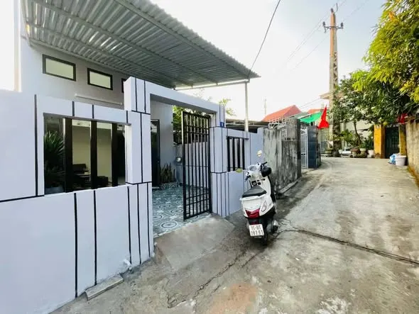 Bán nhà riêng tỉnh Quảng Ninh, giá 1.24 tỷ