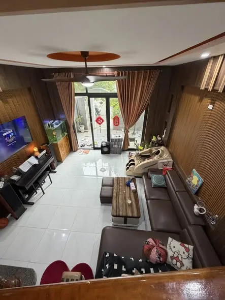 Bán nhà 3 tầng mặt tiền Nguyễn Sắc Kim, Hòa Xuân, Đà Nẵng