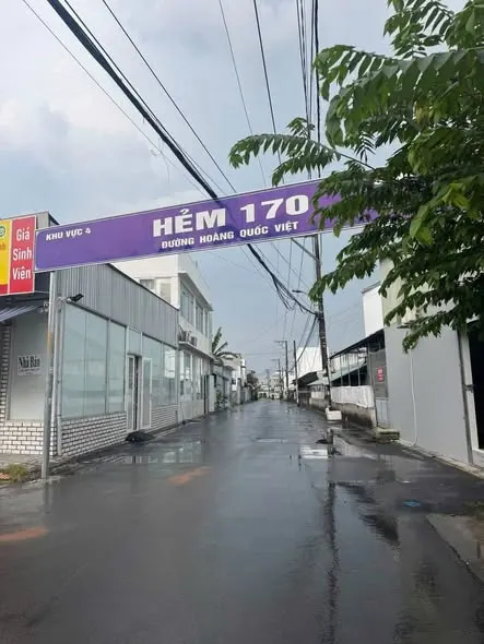 Cho thuê nhà mới mặt tiền hẻm Hoàng Quốc Việt, đường rộng, ô tô đi lại thoải mái