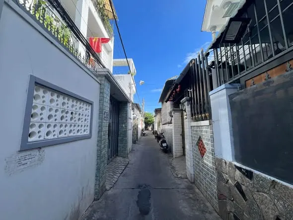 Bán nhà riêng tỉnh Lâm Đồng, giá 2,3 tỷ