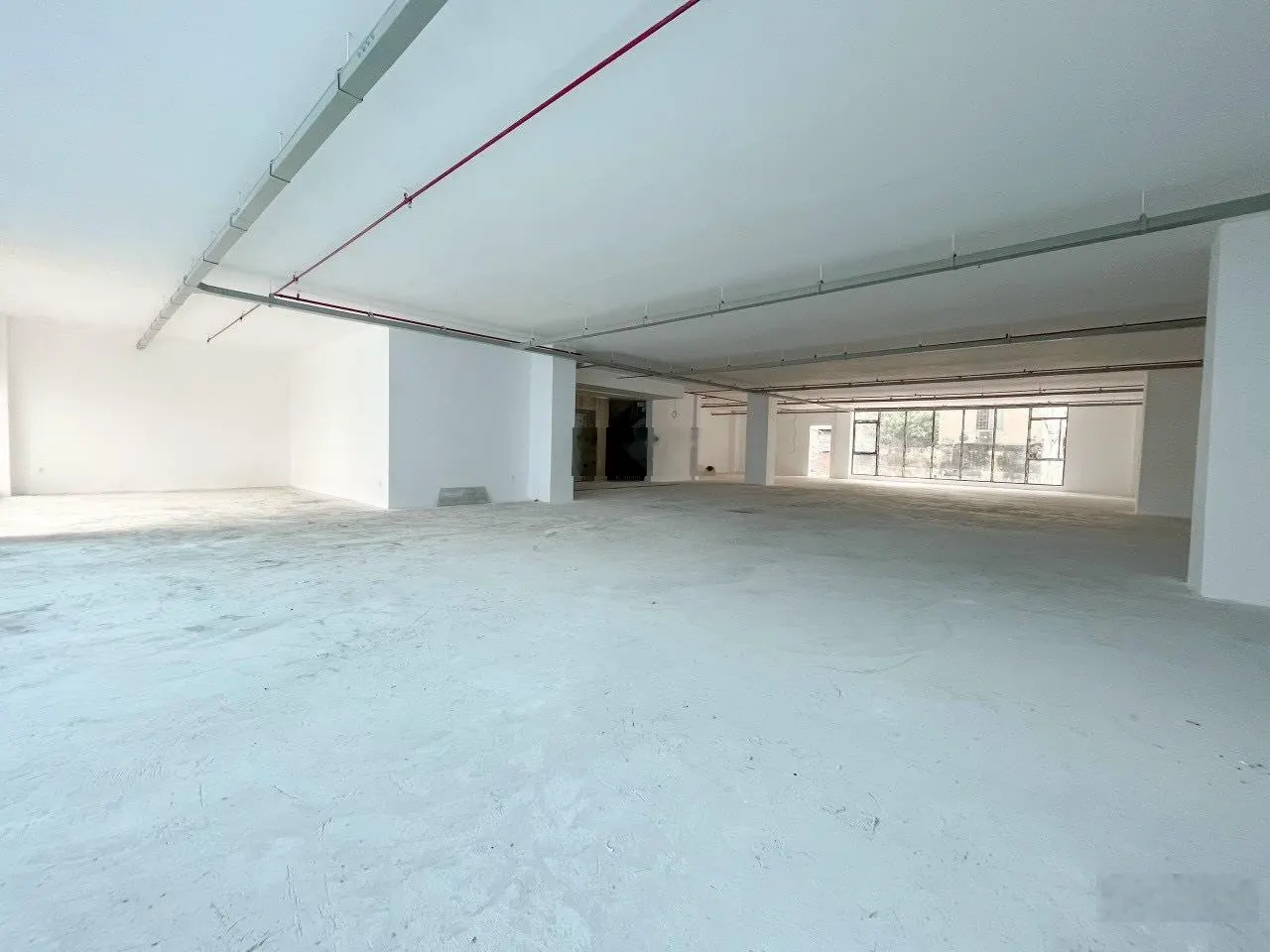Tòa nhà mặt tiền đường Hai Bà Trưng, diện tích: 12x30m, hầm 8 tầng cho thuê