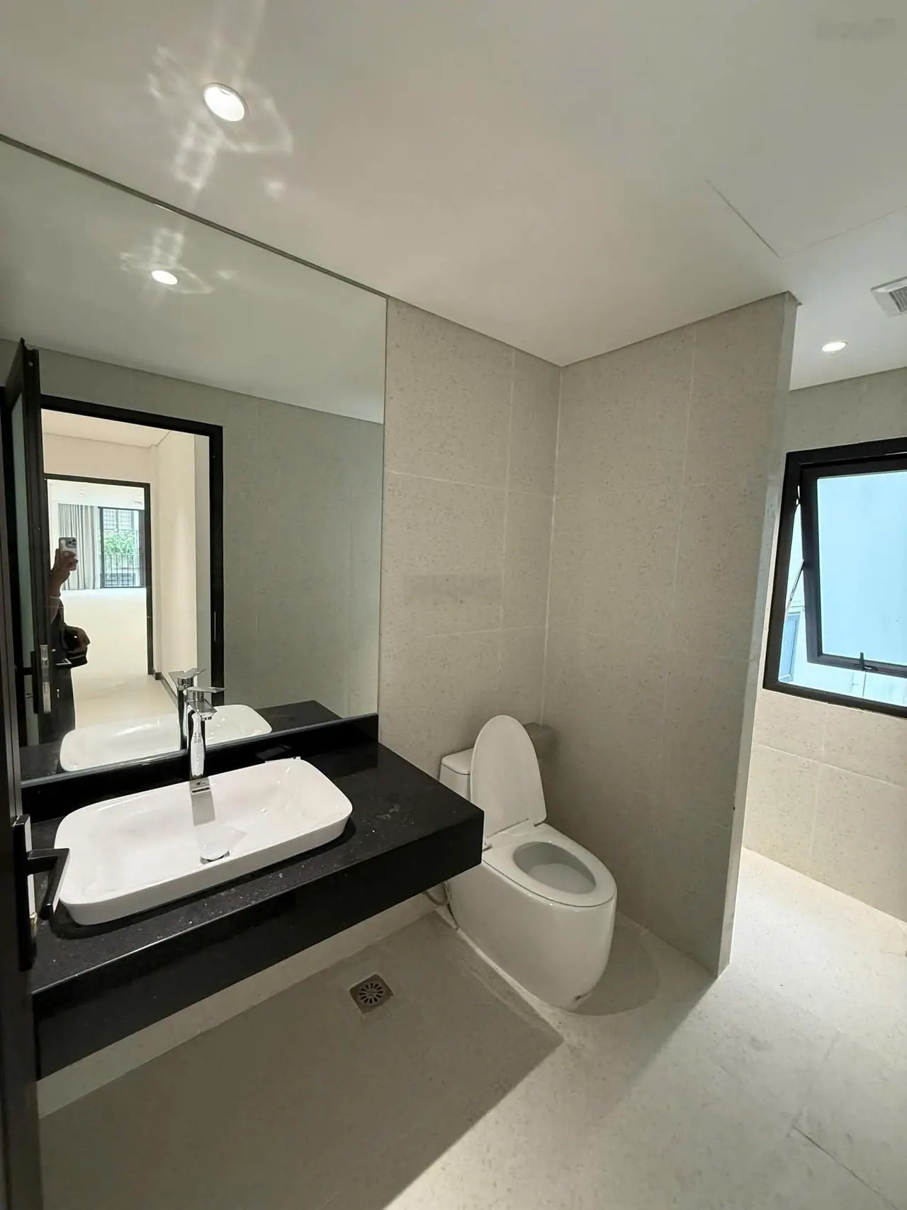 Nhà tôi cho thuê nhà mới xây, thang máy, 124m2 - 5T, Ngọc Hà, Ba Đình, 42tr