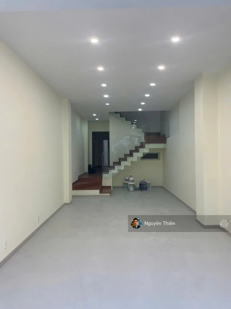 Cần cho thuê nhà lầu 20tr/tháng, Địa chỉ 23/12 Đặng Thùy Trâm, P13, Quận Bình Thạnh 4x22m, Hẻm 12m