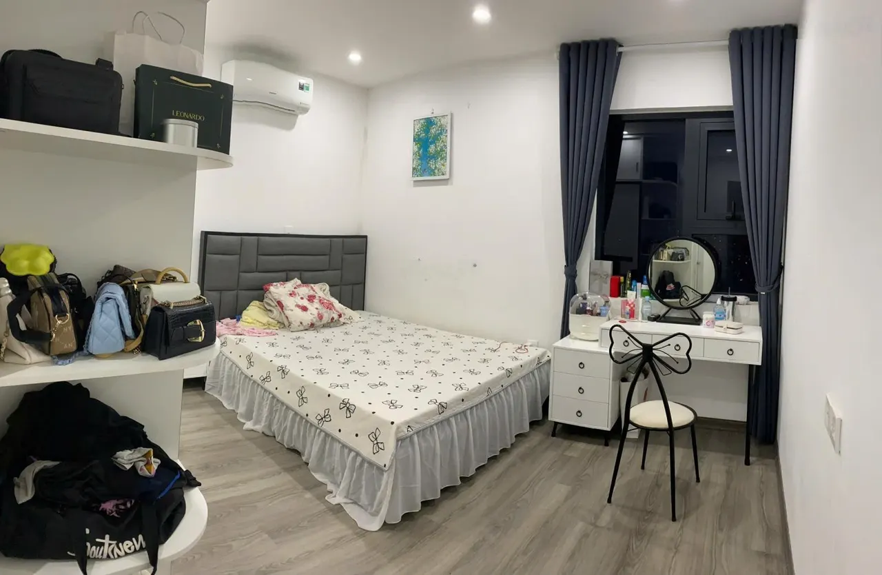 Cho thuê căn hộ chung cư Eurowindow 27 Trần Duy Hưng, DT 100m, 2PN full nội thất giá chỉ từ 15TR/th