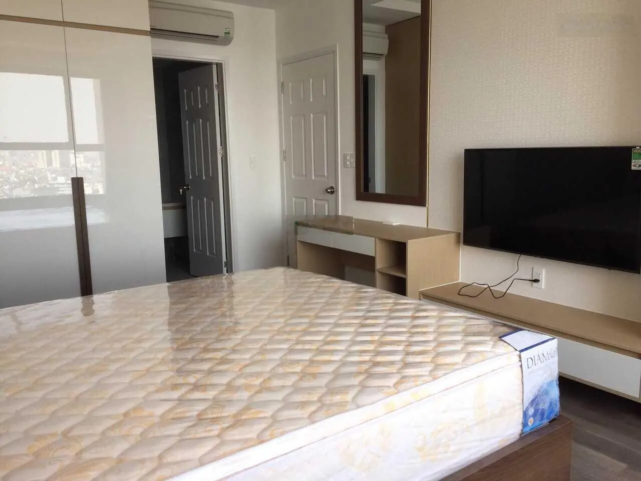 Cho thuê căn hộ chung cư Kingston 87m2, 2PN, Q. Phú Nhuận, giá thuê: 17tr/tháng, LH 090••••34