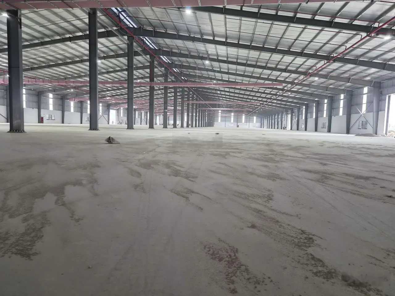 Cho thuê kho xưởng 2200 m2 tại mặt đường QL 5A Dị Sử, Mỹ Hào, Hưng Yên PCCC tự động. 90 nghìn/m2/th
