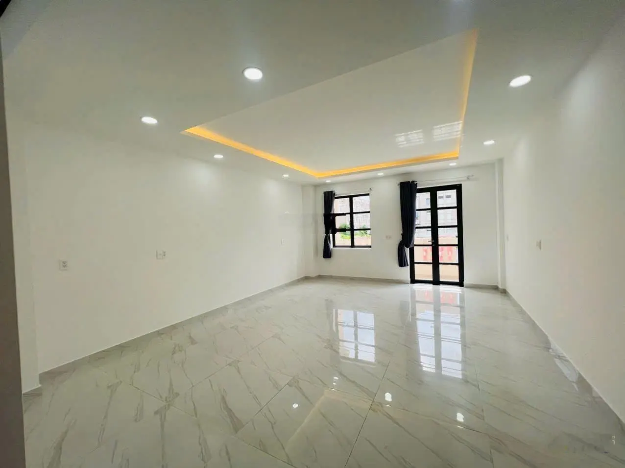 Cho thuê nhà hẻm 10m đường Lê Đức Thọ, phường 7