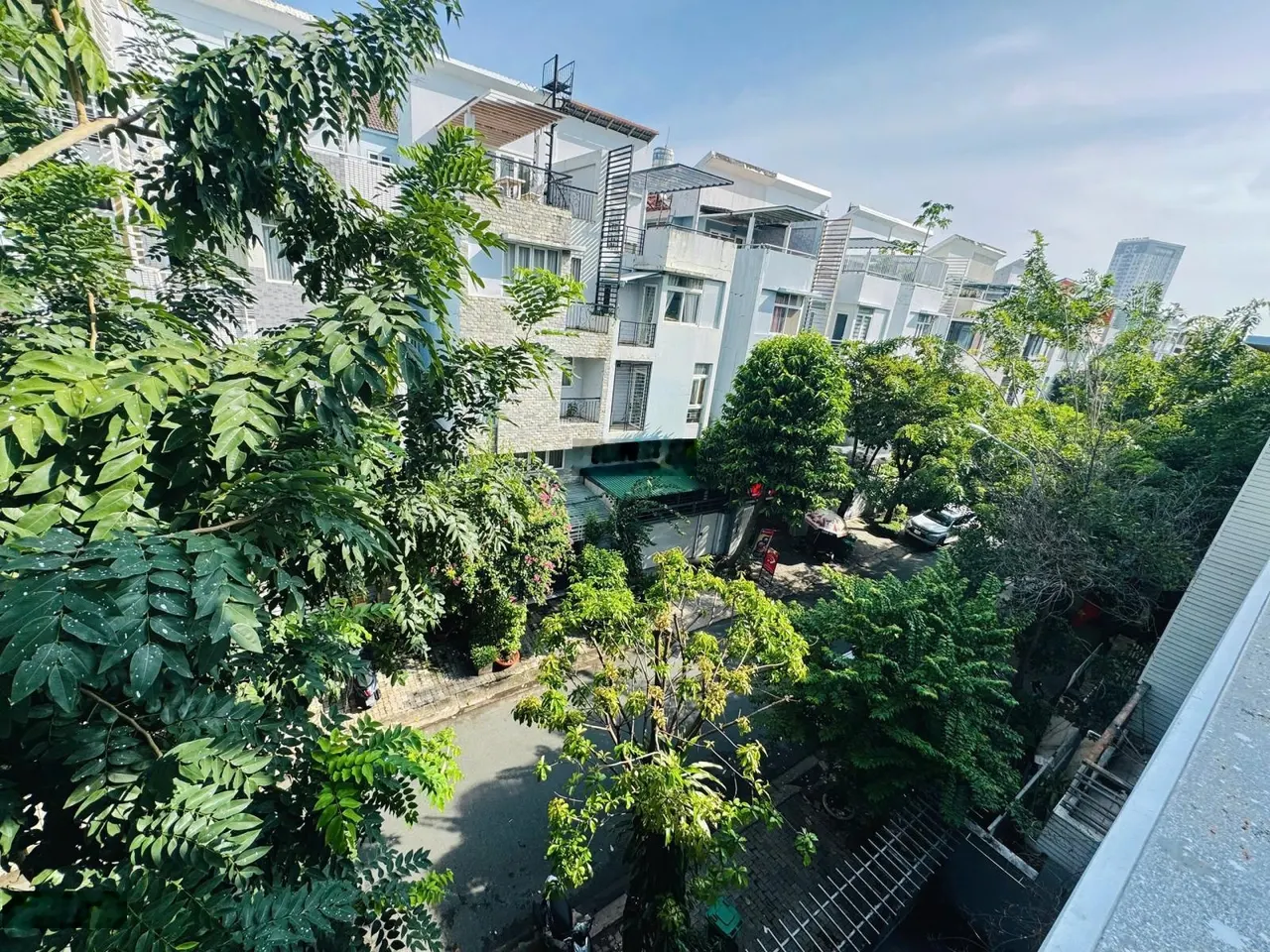 Cho thuê nhà phố Vạn Phát Hưng, Quận 7, 126m, 5 tầng, thang máy, giá 45 triệu/tháng