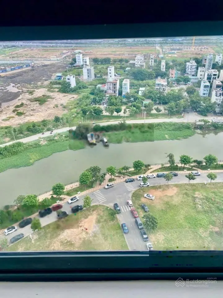 Nhà mới, view sông, tầng cao thoáng mát, giá 12tr. LH: 090••••44