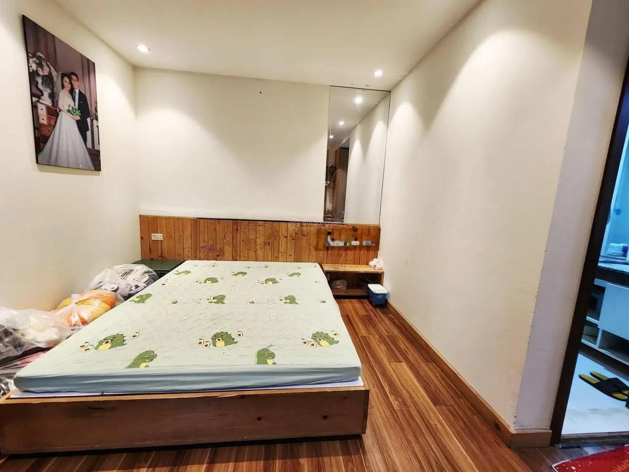 Cần bán gấp căn hộ chung cư FLC Star Tower 418 Quang Trung Hà Đông, DT 80m2, 2PN, 2VS
