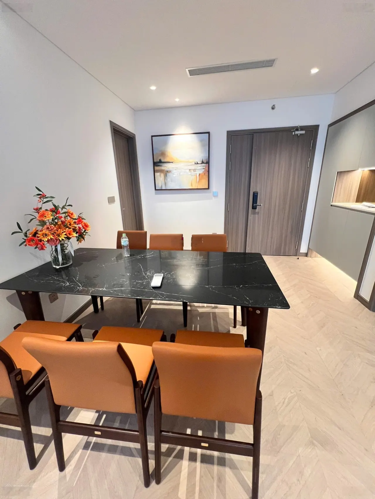 Chính chủ gửi cho thuê CHCC Han Jardin - N01T6 Ngoại Giao Đoàn, 3PN, full/cơ bản, view hồ Tây