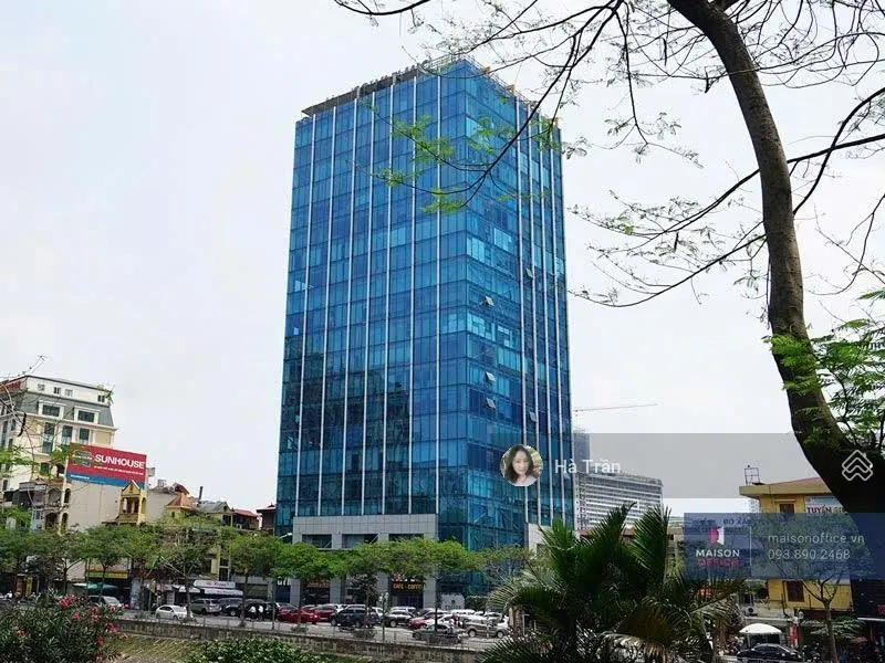 Tòa văn phòng Nguyễn Ngọc Vũ 21 tầng trống sàn 150m2 cho thuê 35tr/tháng, vận hành chuyên nghiệp