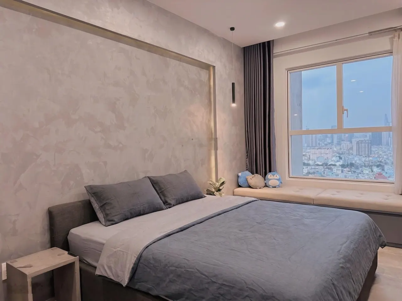Chính chủ gửi cho thuê căn 2 phòng ngủ 74m2 full nội thất tại Sunrise City View