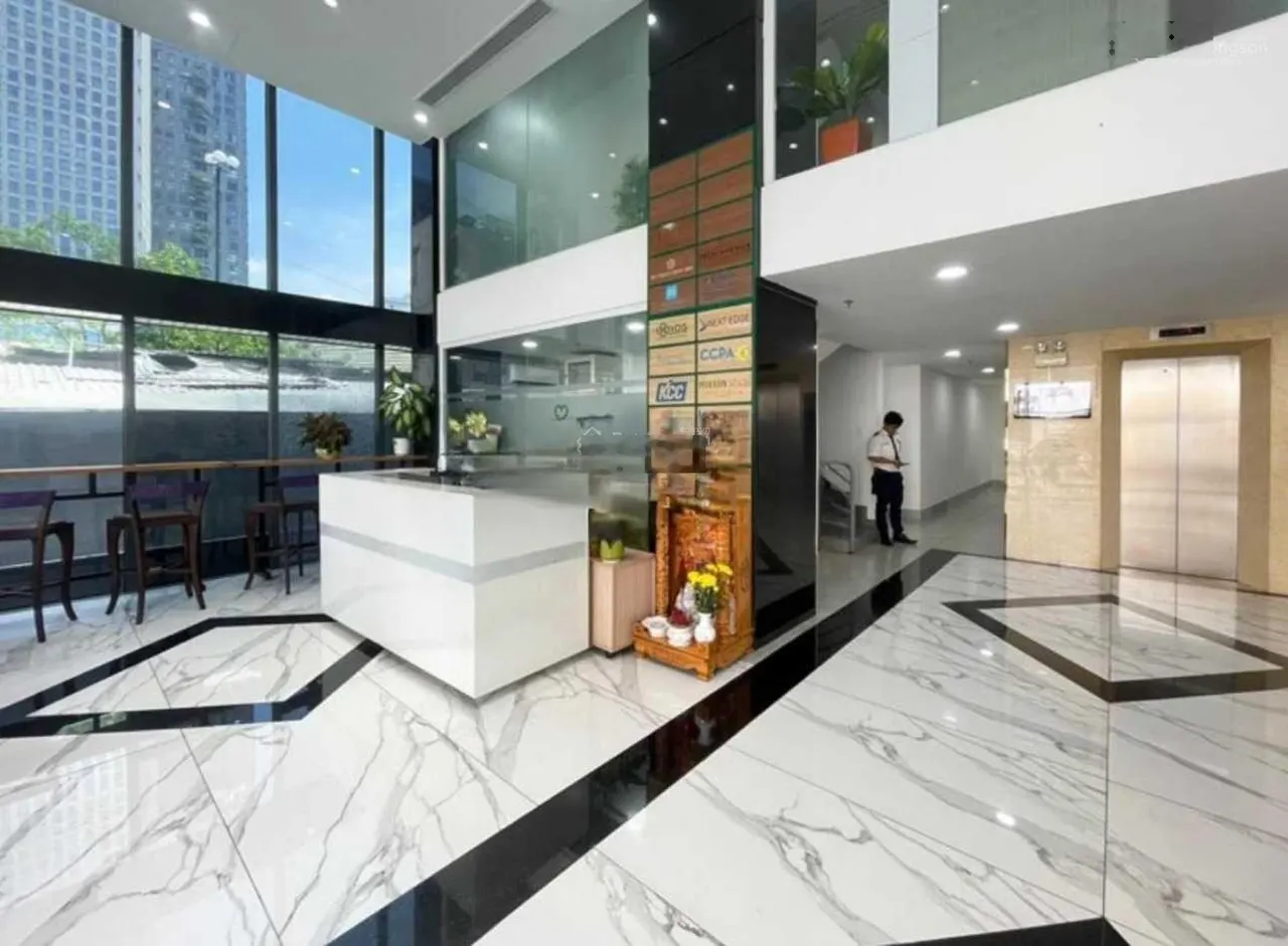 IOS Building Văn Thánh, Đường Điện Biên Phủ, Quận Bình Thạnh DT: 150m2. LH: 090••••98