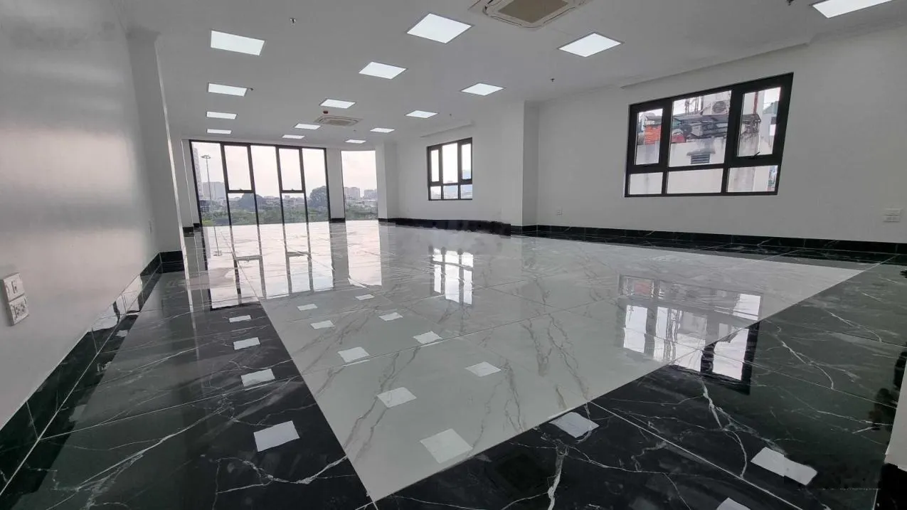Cho thuê nhà mới hoàn thiện trung tâm Yên Hòa-Cầu Giấy: 100m2 - 6 tầng, thang máy, PCCC, 58tr/th