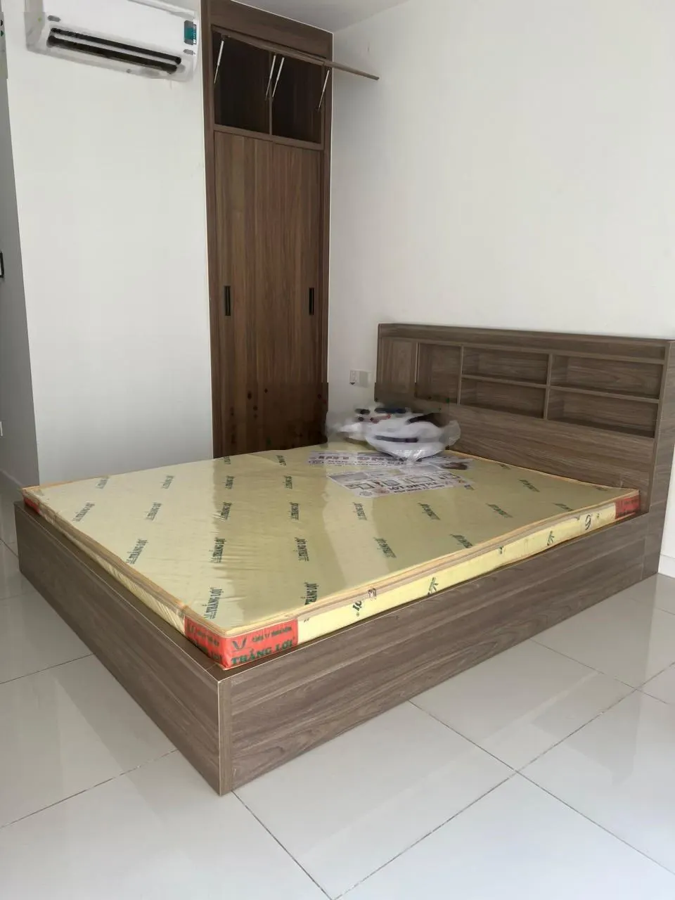 Nguyên căn Officetel Central Premium Q8 - 31m - Full nội thất 8,5 triệu