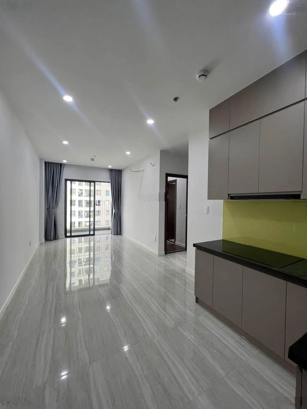 Cho thuê 2PN2WC Làng Đại Học Bcons City giá chỉ 7tr/tháng