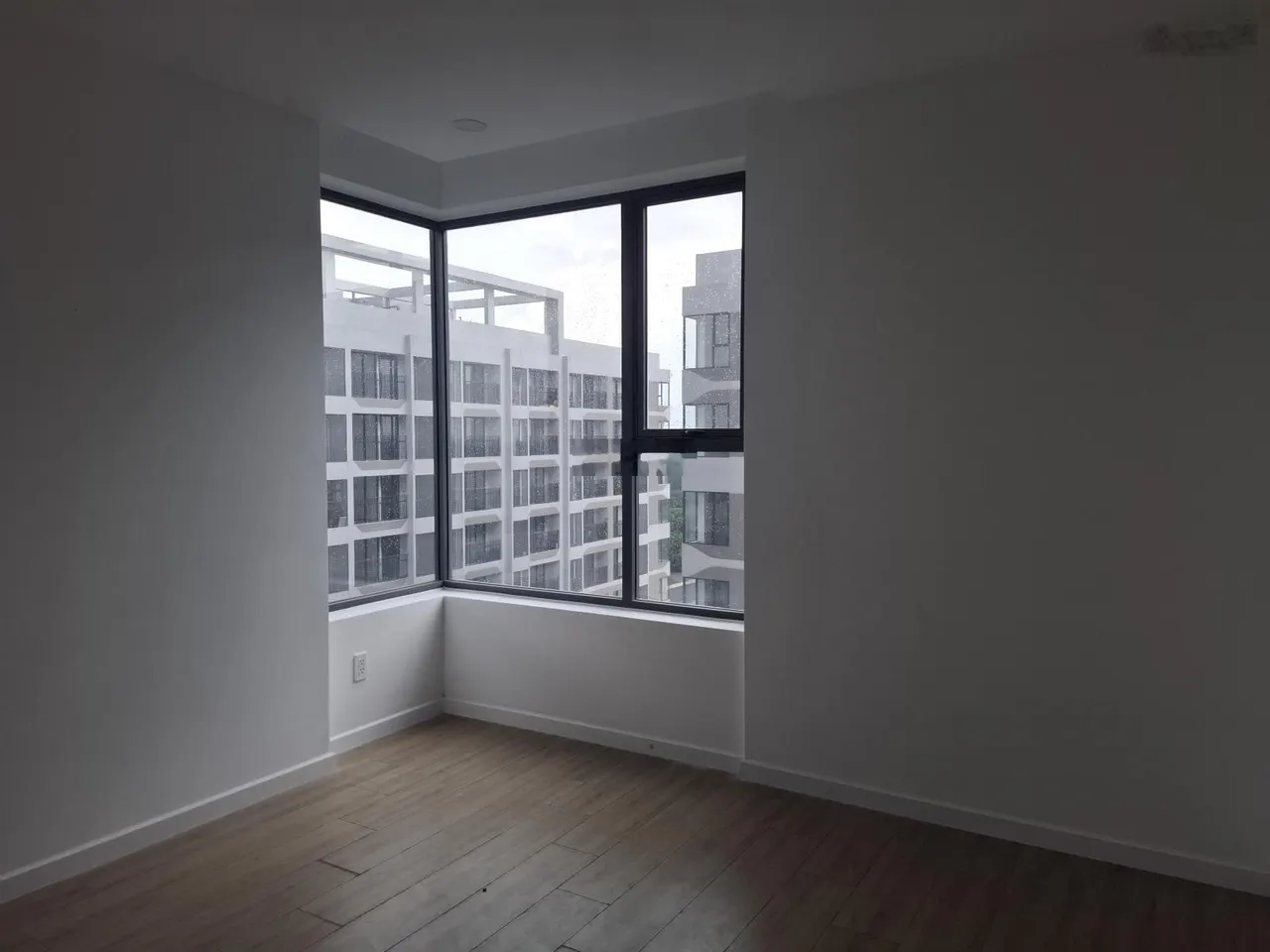 Căn hộ MT Eastmark City 100m2 - 3PN 3WC - 8,5 triệu/tháng