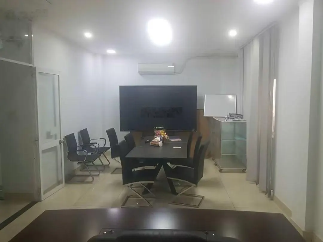Cho thuê nhà MT Khu Tây Thạnh, 8x25m, 1 trệt, 3 lầu, giá 46 triệu