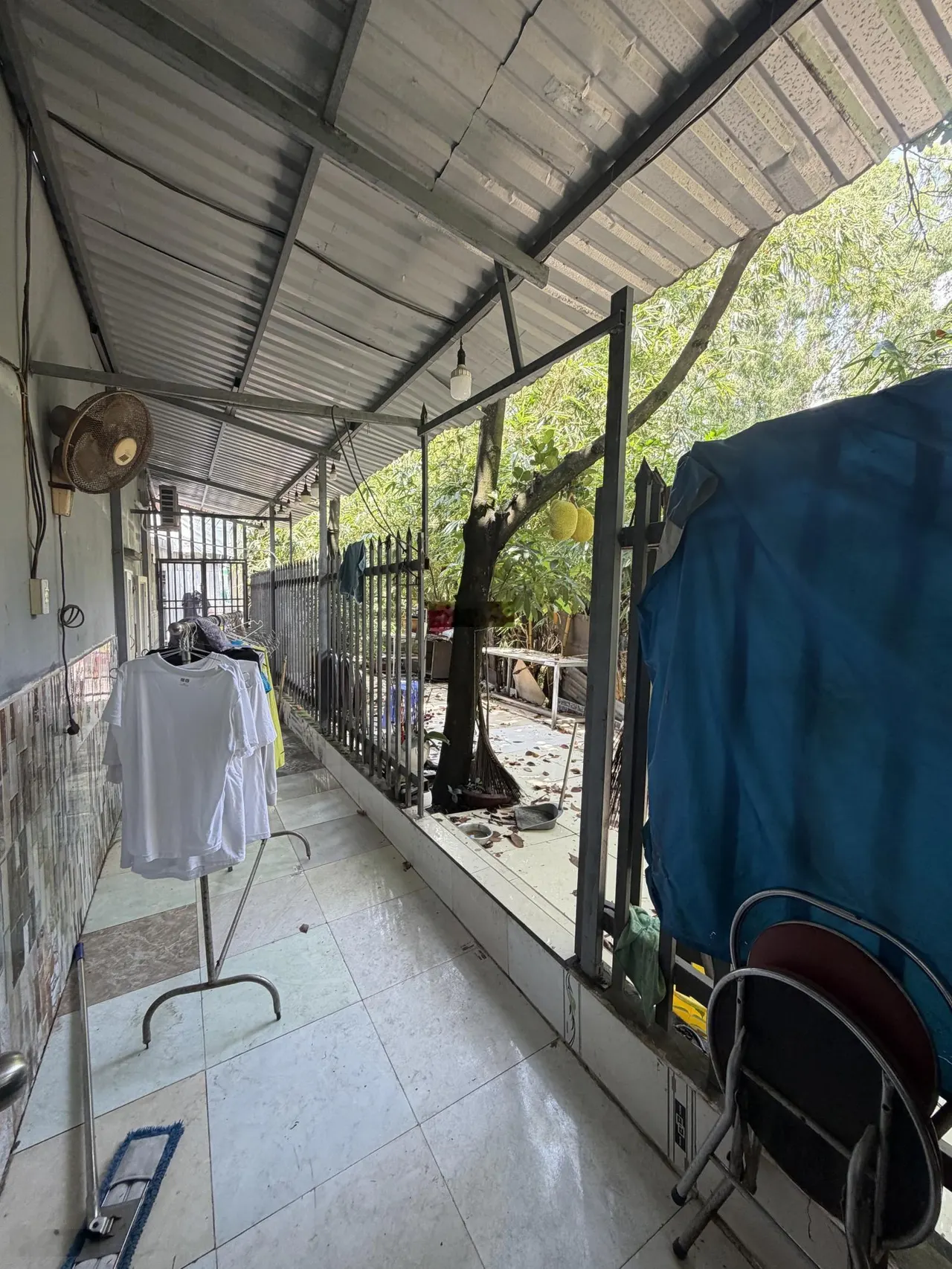 Cho thuê nhà nguyên căn có sân riêng 48m Sát bên Khu đô thị Vạn - 2 tầng. 6x12. 2PN. 2WC