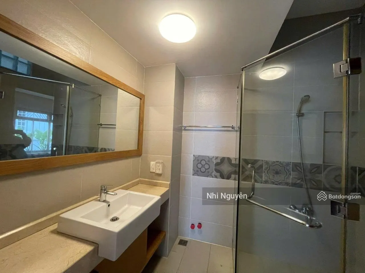 Cho thuê nhà phố Quận 2 250m2 3PN