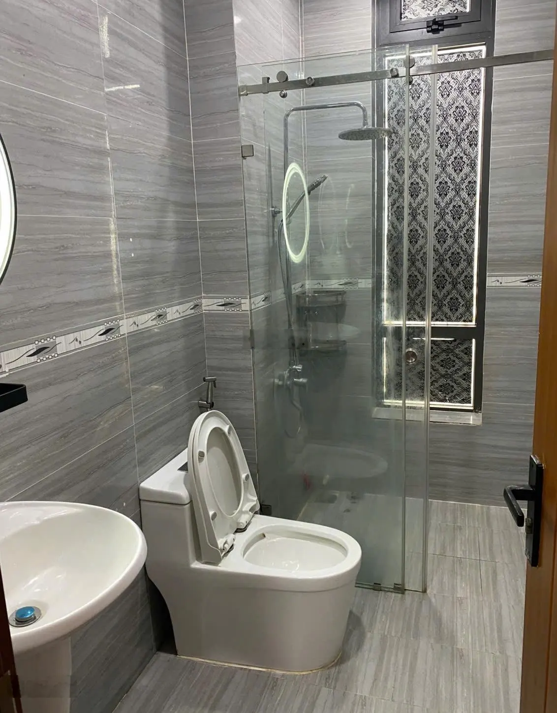 Cho thuê phòng trọ trong khu biệt thự Lavila Kiến Á, Phước Kiển, Nhà Bè, 23m2, Full NT, 4.3tr/th