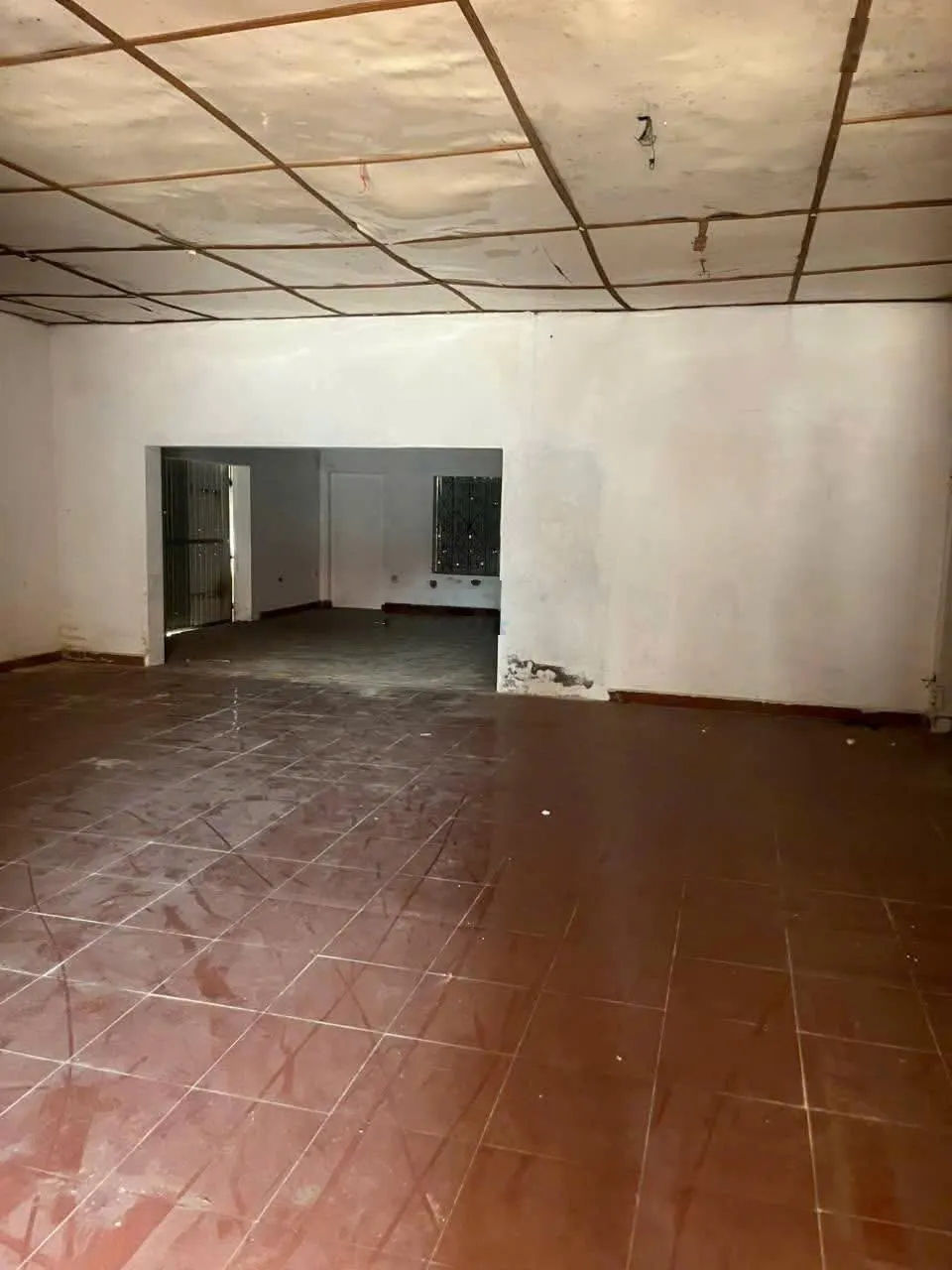 Cho thuê kho xưởng đường Hà Huy Tập, Phố Yên Viên, DT 750m2, điện 3 pha, xe công vào, bảo vệ, 65k/m