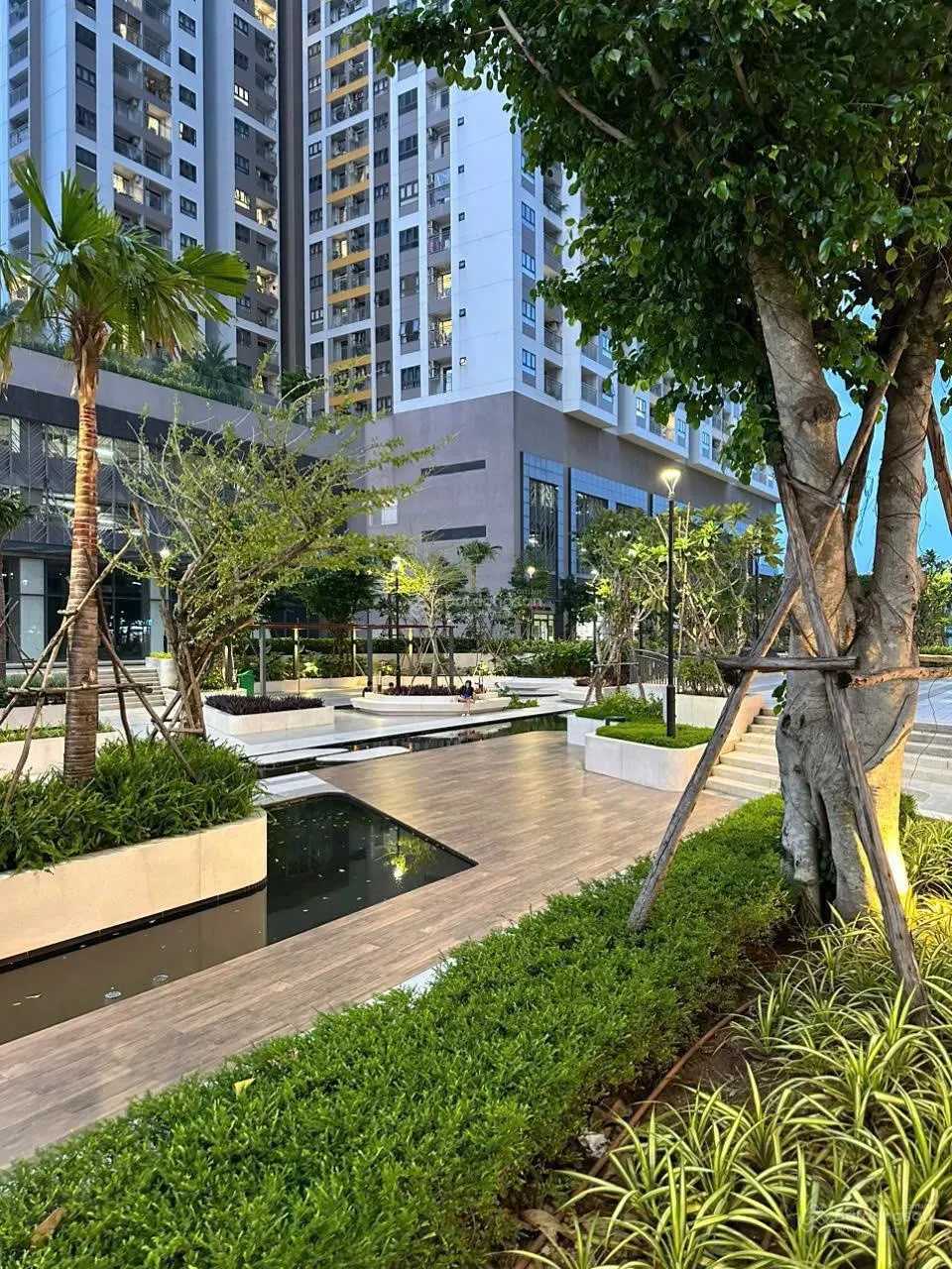 Cho thuê căn 2PN - Q7 Saigon Riverside - NTCB - 10 triệu/tháng - LH xem nhà: 090••••56