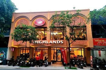 Cho thuê nhà mặt phố Trần Hưng Đạo, mặt tiền 8.6m, diện tích 140m2, chính chủ uy tín