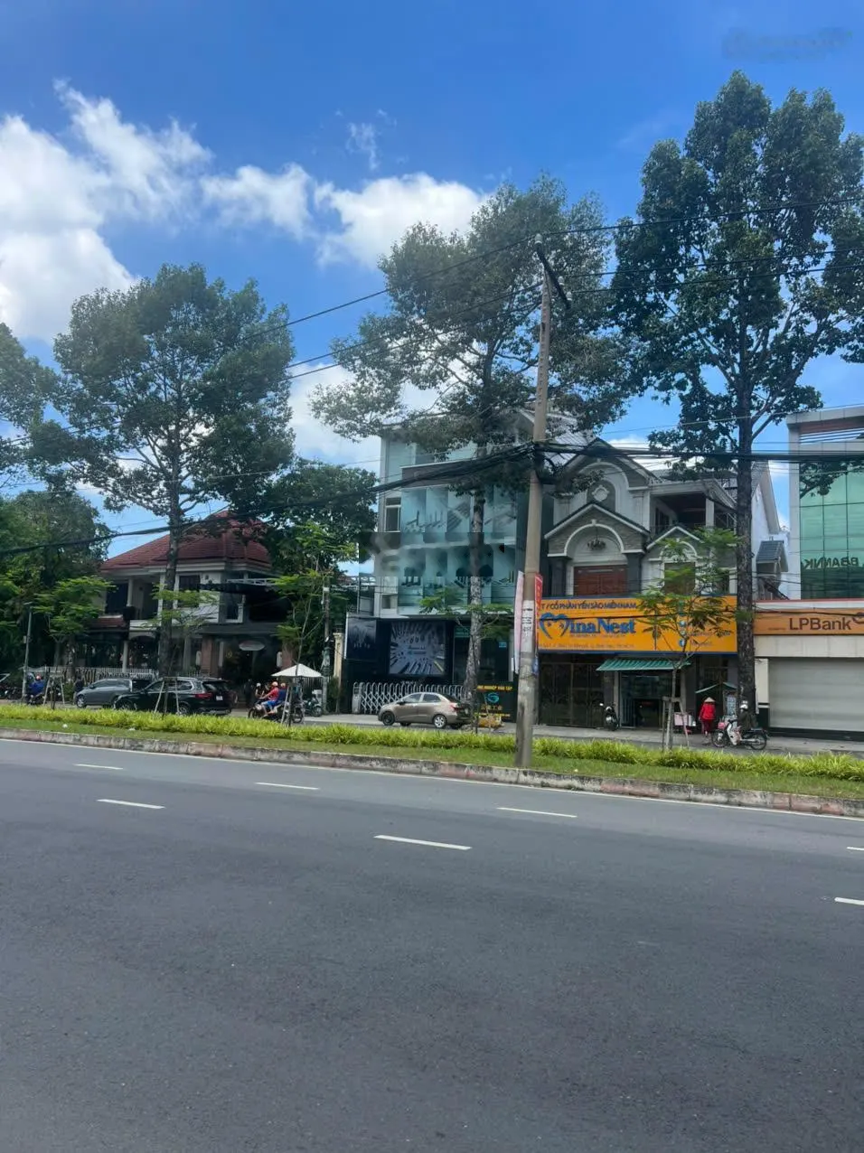 Nhà chính chủ mới mua cần tìm khách thuê tại Ngã Tư đường Vành Đai Trong Bình Tân