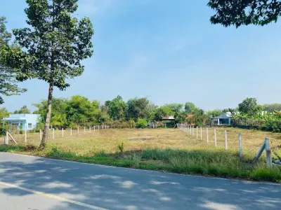 Bán gấp 200M2 đất ngay gần KCN minh hưng, becamex thổ, SHR giá 295TR