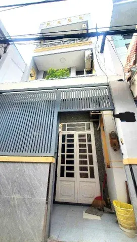 Bán Nhà Quận 6,An Dương Vương,3 Tầng BTCT,Nhà Đẹp Ở Ngay,4x8,Nhỉnh 3 Tỷ(QS27)