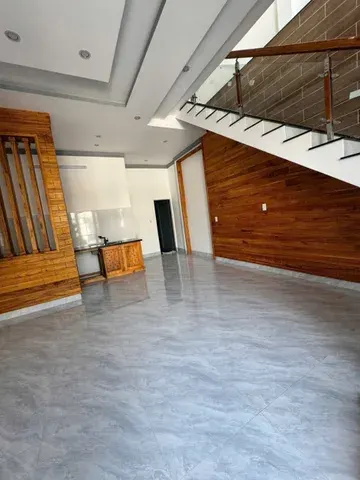 Bán nhà mới hẻm 61 Vạn Xuân đường Ôtô ,sân bao rộng để 3 ôtô cũng đuọc ạ