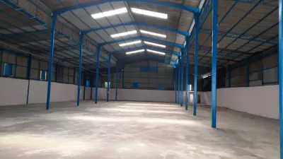 Nhà xưởng đường hà huy giáp, P.thạnh lộc cho thuê DT: 700M giá 42 triêu LH: 094••••29