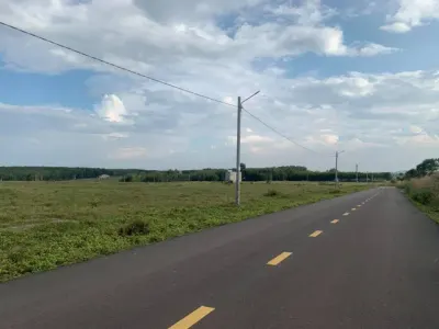 090••••86. Bán đất 260m² có sẵn 100m² thổ cư ngang 5m giá 320 triệu gần chợ, kcn dân đông