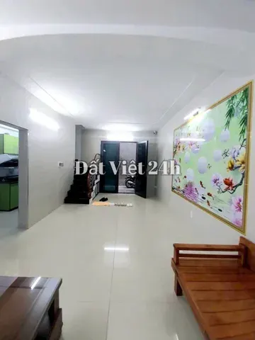 Cho thuê nhà đẹp 3 tầng sân vận động lạch tray thông hàng kênh