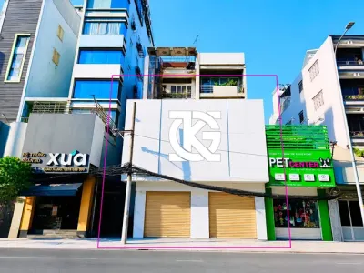 Cho Thuê Nhà GÓC 2MT: 44-46 Cách Mạng Tháng 8 - Quận 3 - 8x15m, 3 tầng