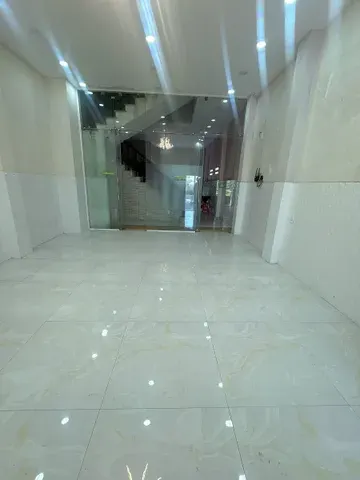 Cho thuê nhà 1 trệt 2 lầu ngay trung tâm TP Bến Tre giá 12 triệu