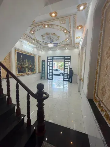 Hiếm. Mặt tiền kinh doanh 100m2 , đường Bùi Thị Cội, Dĩ An, nhà 2 tầng , chỉ 5.8 t.ỷ .